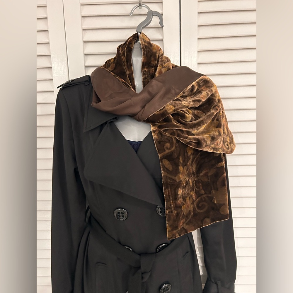 Vintage satin and velvet scarf patterned in floral paisley by Elaine Gold